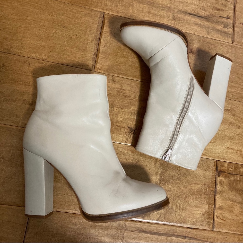 Bone cream white leather ankle boots Zara sz 39